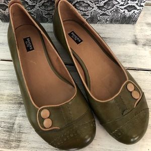 Bakers Elite Flats